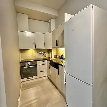 Super By S & Karl Johan Apartamento *