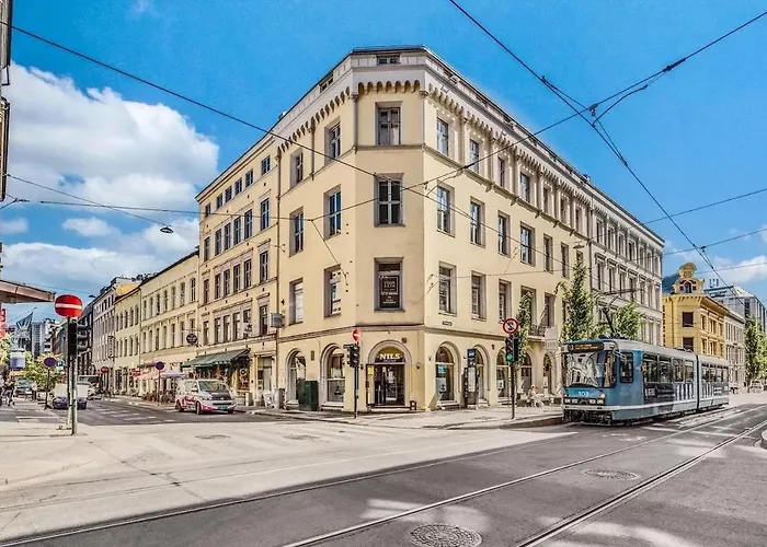 Super By S & Karl Johan