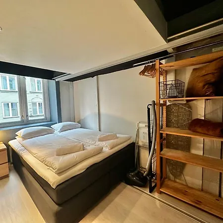 Super By S & Karl Johan *